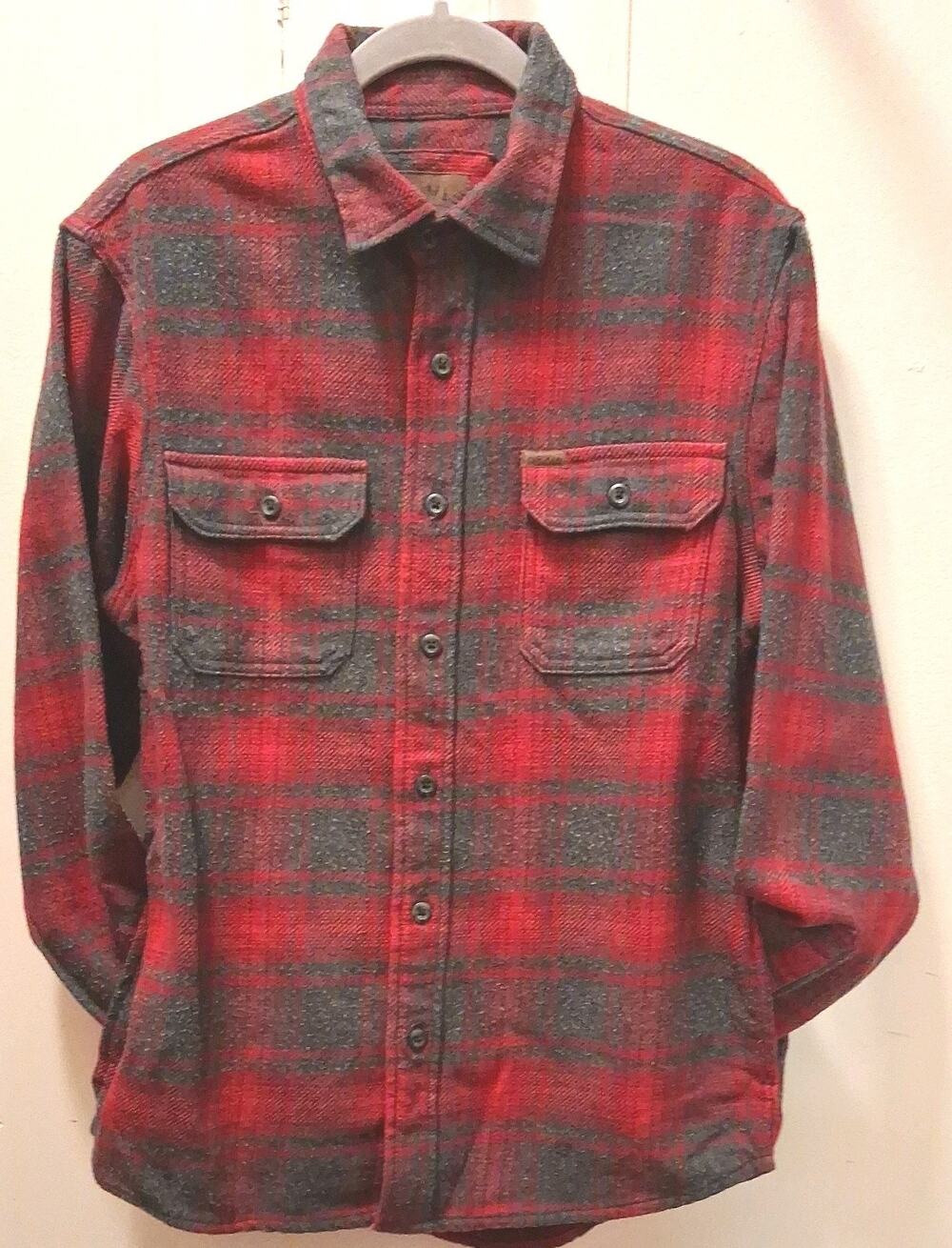 Orvis Men Heavy Flannel with hand pockets Plaid Button Up Shirt Size M